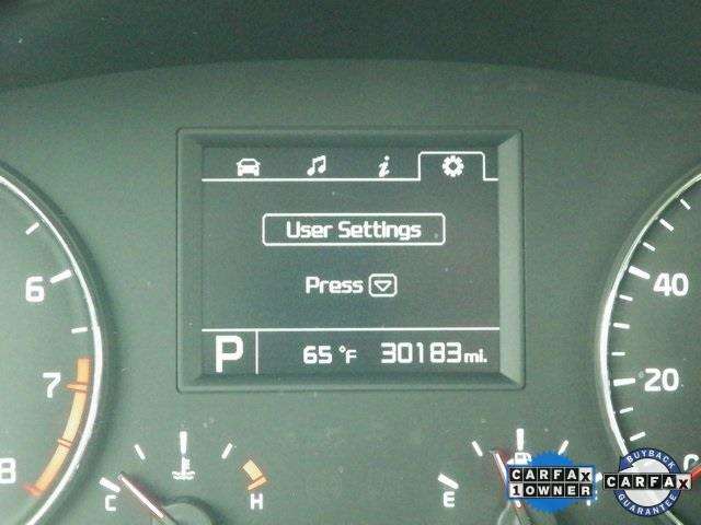 2014 Kia Cadenza Premium 4dr Sedan